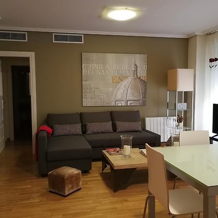 Ferienwohnung 18 Torres El Pilar Saragossa Exterior foto
